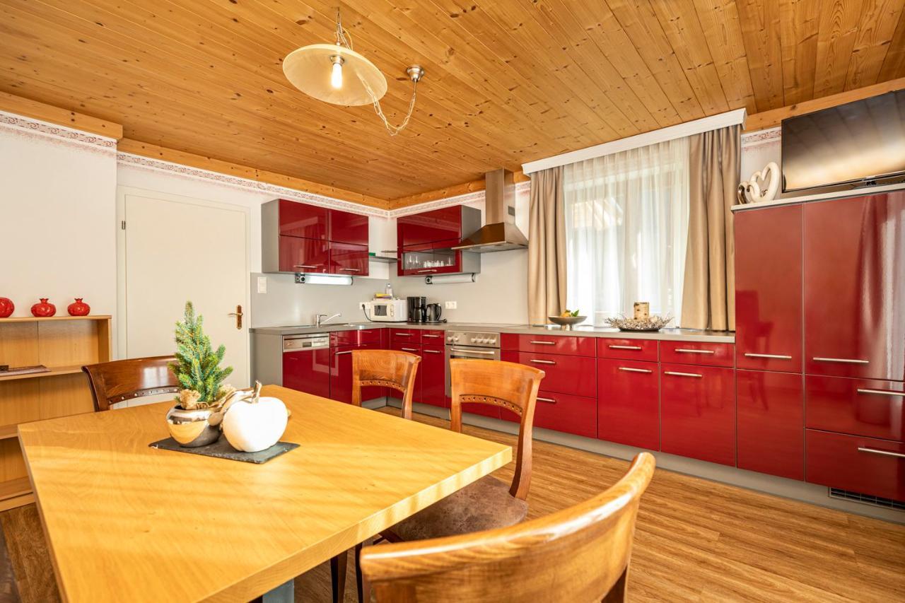 Herzerl-Chalet Appartements 弗拉绍 外观 照片
